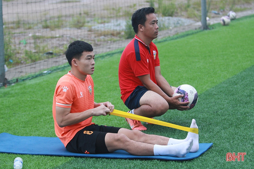 Hồng Lĩnh Hà Tĩnh hội quân chờ ngày V.League khởi tranh trở lại