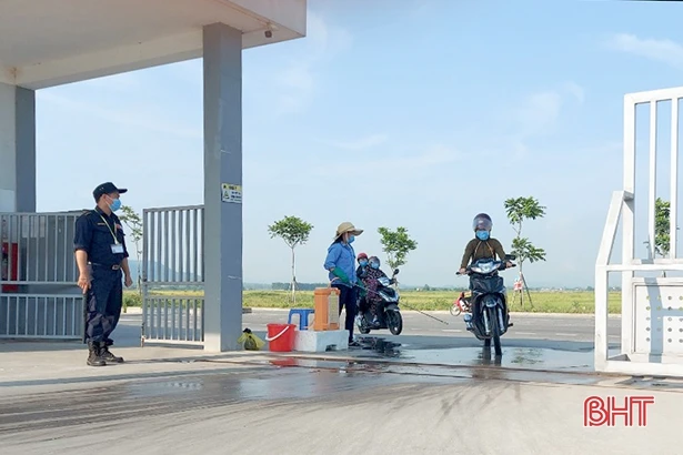 Hà Tĩnh chỉ đạo thực hiện nghiêm việc phòng chống dịch Covid-19 trong các cơ sở SXKD