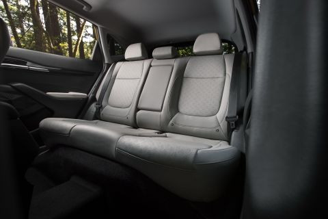 Kia Seltos 2022 ra mắt, thêm phiên bản đặc biệt