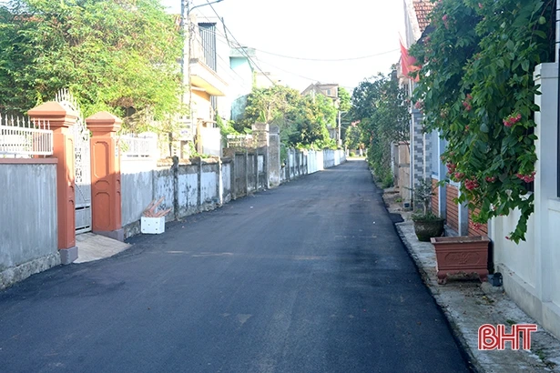 Hơn 10,5 tỷ nhựa hóa 23 tuyến đường ở phường trung tâm thị xã phía Bắc Hà Tĩnh