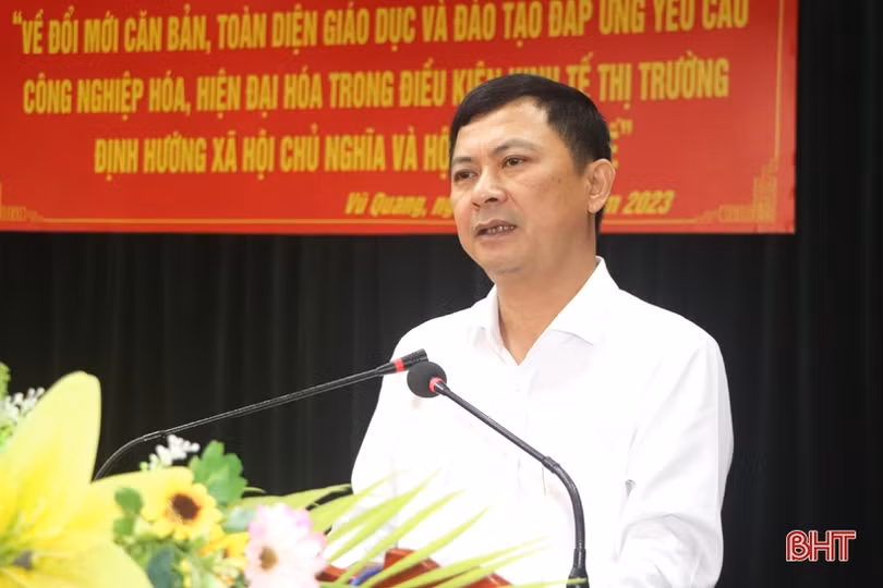 Tiếp tục đổi mới căn bản, toàn diện GD&ĐT ở Vũ Quang