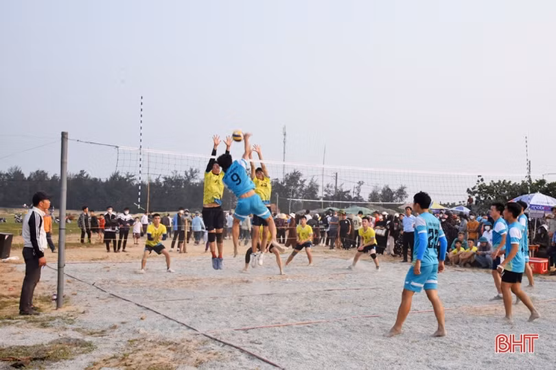 Agribank Lộc Hà vô địch giải bóng chuyền nam toàn huyện 