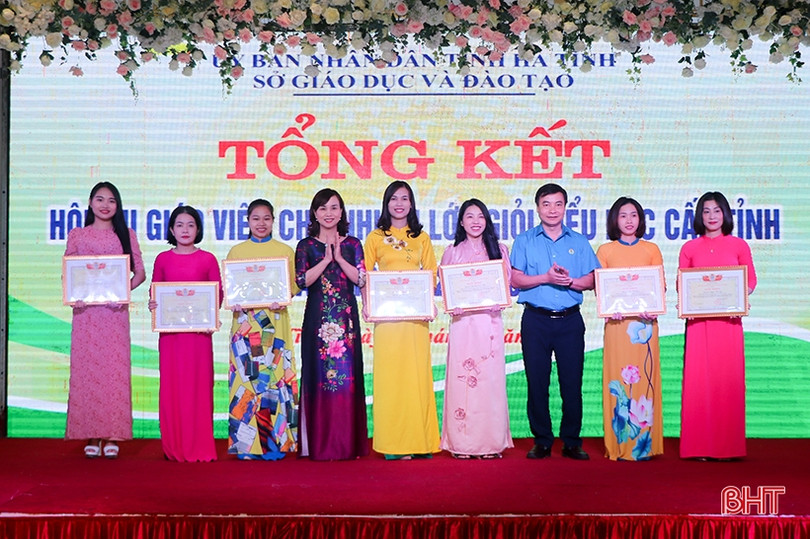 Hà Tĩnh vinh danh 111 giáo viên chủ nhiệm giỏi tiểu học cấp tỉnh