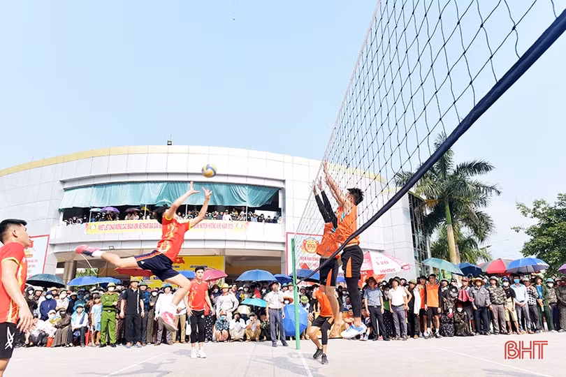 Sôi nổi giải thể thao phong trào tại các địa phương