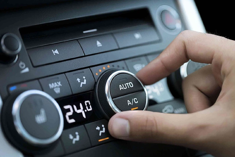 Mẹo chạy xe ô tô tiết kiệm xăng tối đa trong ngày hè