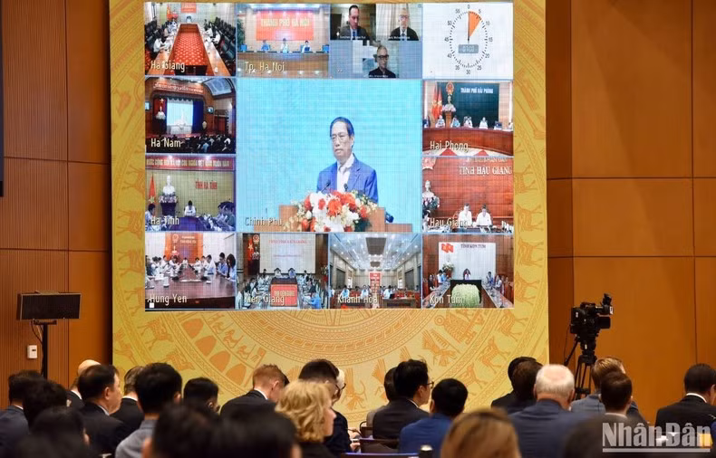 Đồng hành, thấu hiểu, chia sẻ khó khăn với doanh nghiệp đầu tư nước ngoài