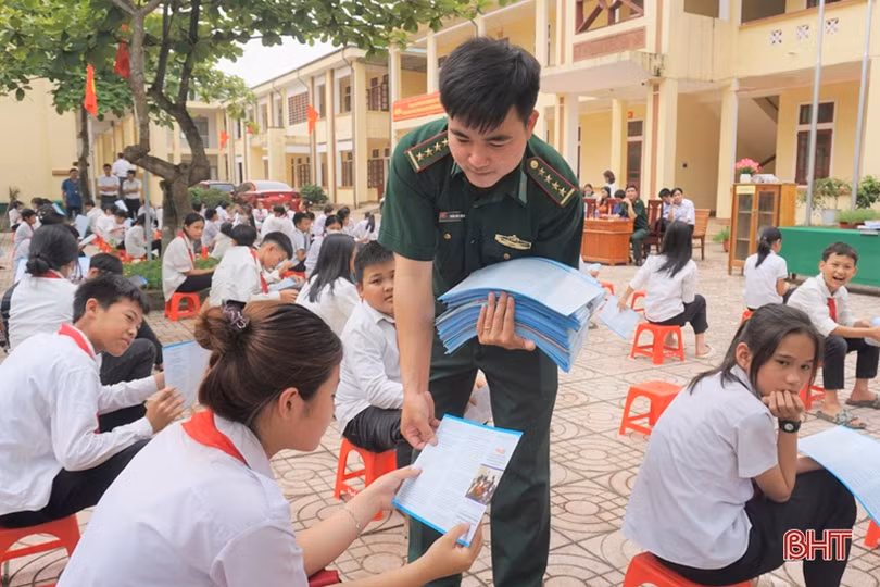 Đưa kiến thức pháp luật cơ bản, thiết thực về với trường học