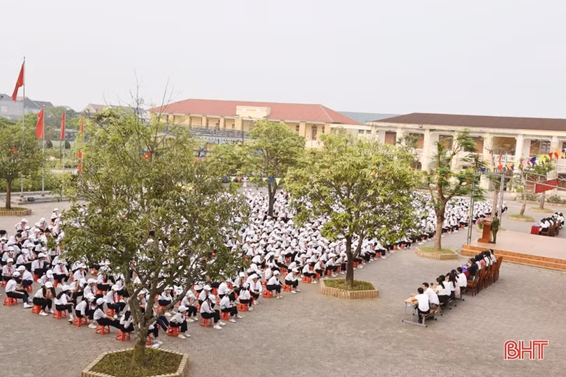 Đưa kiến thức pháp luật cơ bản, thiết thực về với trường học