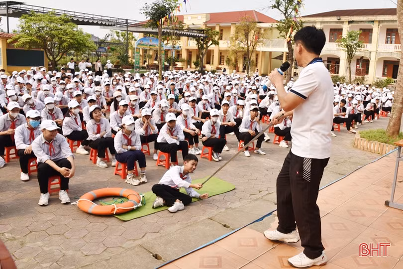 Nâng cao kỹ năng phòng chống xâm hại trẻ em, ngăn ngừa tai tệ nạn xã hội