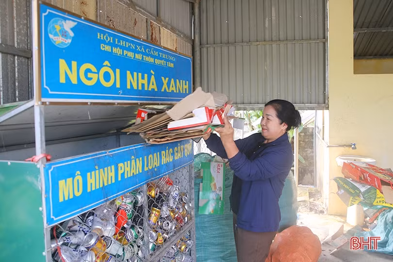 Xây dựng lối sống “xanh” từ việc phân loại rác tại nguồn