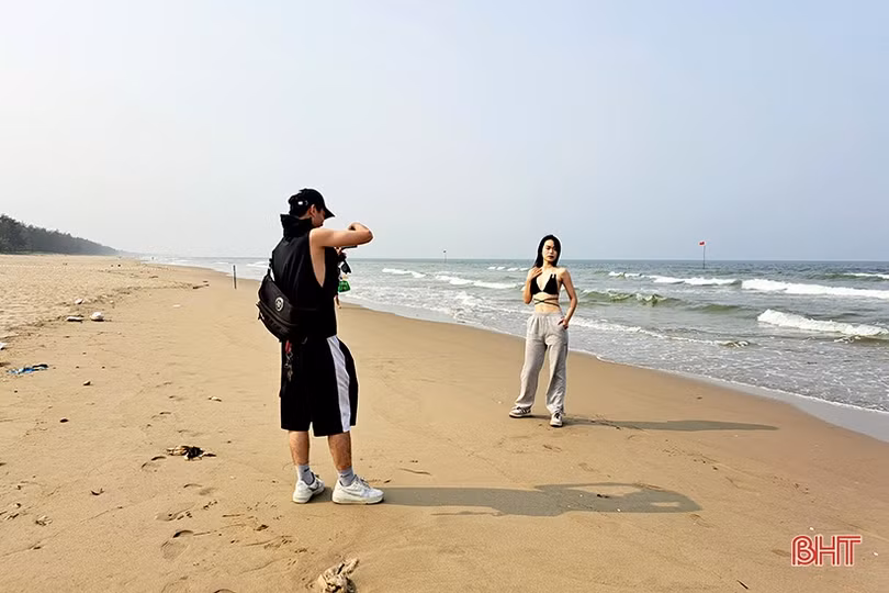 Chờ “bữa tiệc” nghệ thuật và màn pháo hoa đêm khai hội du lịch biển Hà Tĩnh