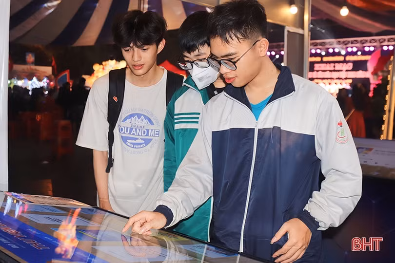 Tôn vinh giá trị của sách, phát triển văn hóa đọc tại Hà Tĩnh