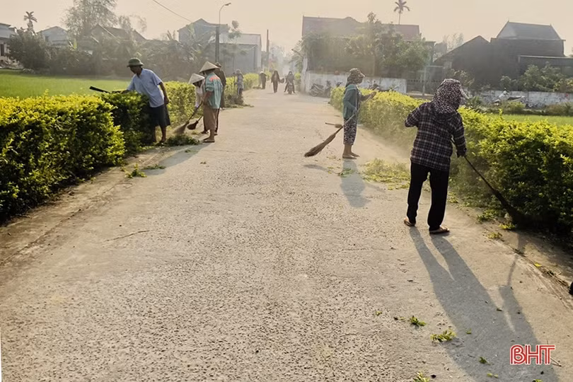 Người dân Tùng Lộc hiến hơn 4.000 m<sup>2 </sup>mở rộng đường giao thông