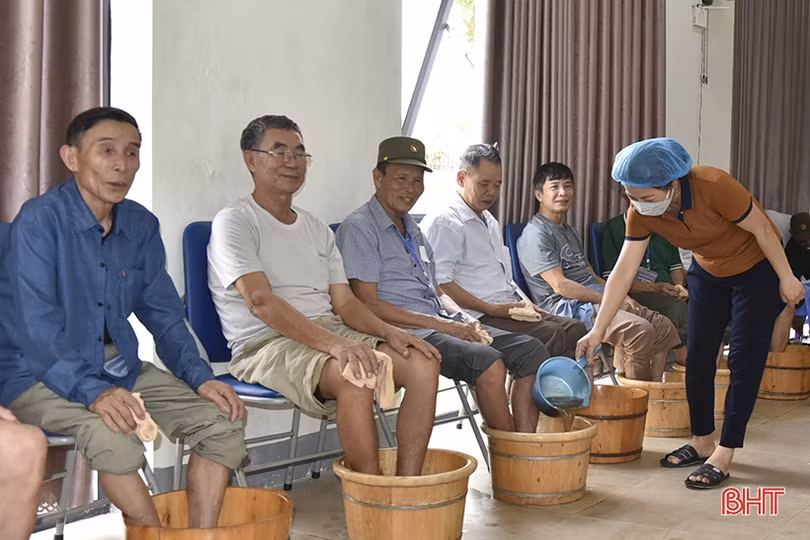 Điều dưỡng tập trung, người có công Hà Tĩnh được chăm sóc như ở nhà