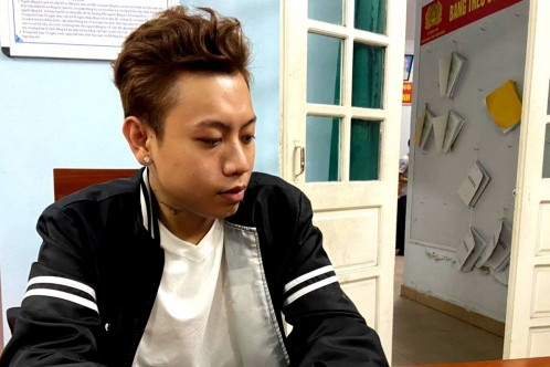 Sang chiết ma túy dạng tinh dầu rồi ship online cho học sinh