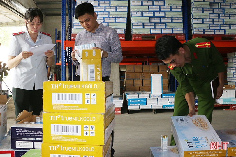 Ra quân kiểm tra an toàn vệ sinh thực phẩm tại TP Hà Tĩnh