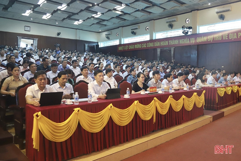 Trang bị nghiệp vụ công tác kiểm tra Đảng cho 480 bí thư chi bộ ở Cẩm Xuyên