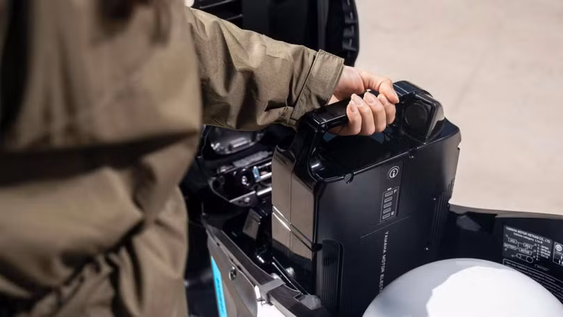 Những mẫu xe máy điện tầm trung có giá bán ngang ngửa xe tay ga chạy xăng