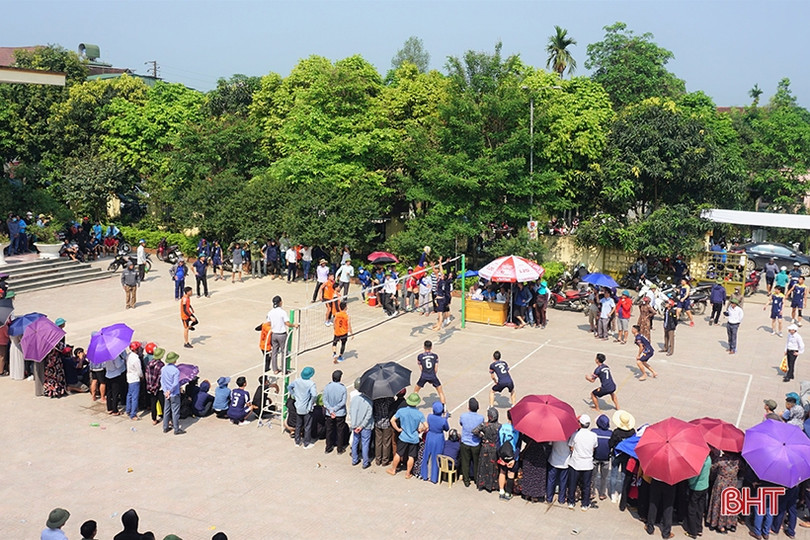 Khởi tranh Giải Bóng chuyền công - nông - binh huyện Hương Khê