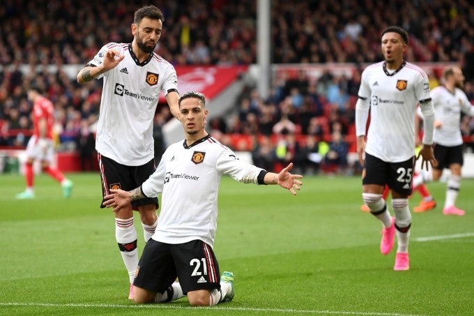 Man Utd lên thứ ba Ngoại hạng Anh