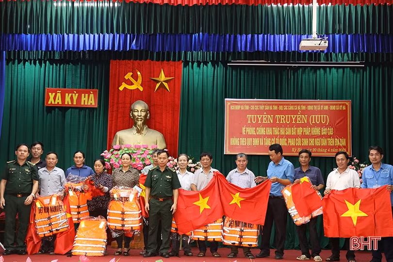 Tuyên truyền phòng chống khai thác IUU cho ngư dân TX Kỳ Anh