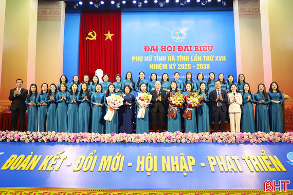 Bà Nguyễn Thị Lệ Hà tái cử chức Chủ tịch Hội LHPN tỉnh 