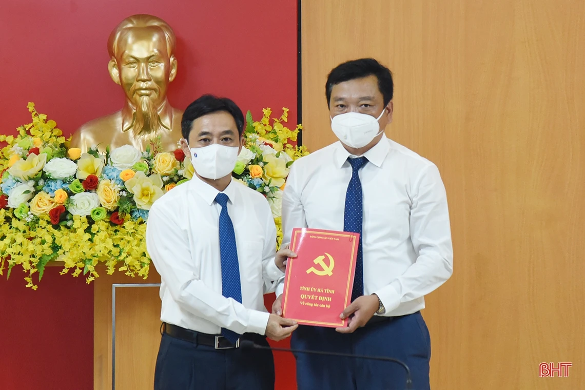 Giám đốc Sở TN&MT Hà Tĩnh giữ chức Bí thư Huyện ủy Kỳ Anh