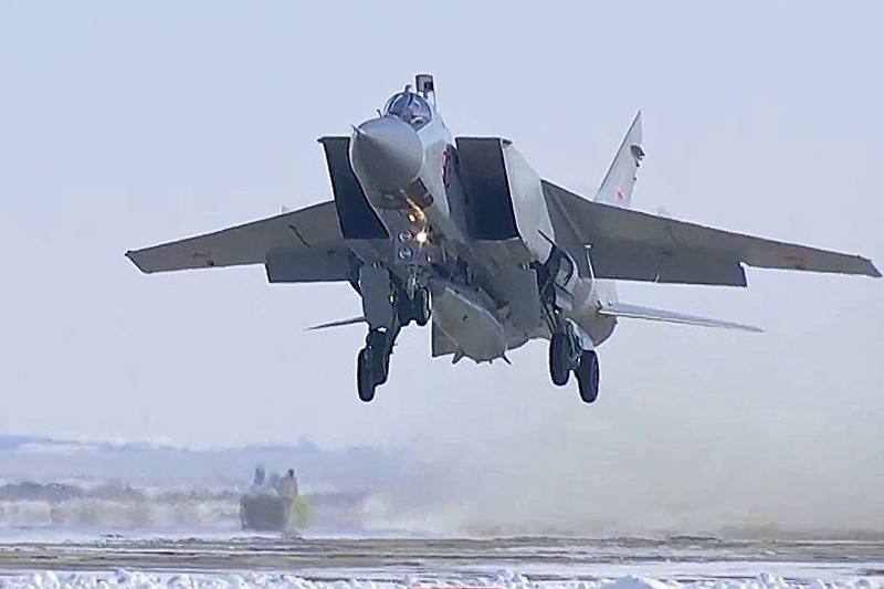 xem tiem kich nga phong ten lua sieu thanh vuot moi la chan phong khong