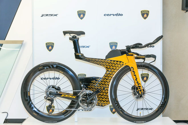 sieu pham hai banh gia hon 300 trieu cua lamborghini
