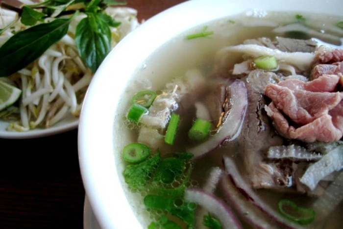 10 cach kham pha tron ven ve dep viet nam