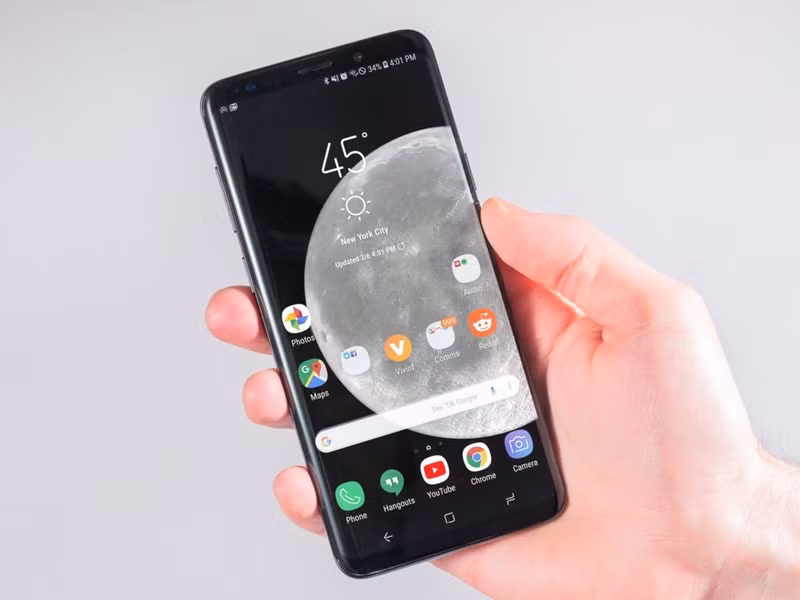 cap nhat gia ca 10 smartphone tot nhat hien nay bao gom 2 galaxy moi nhat