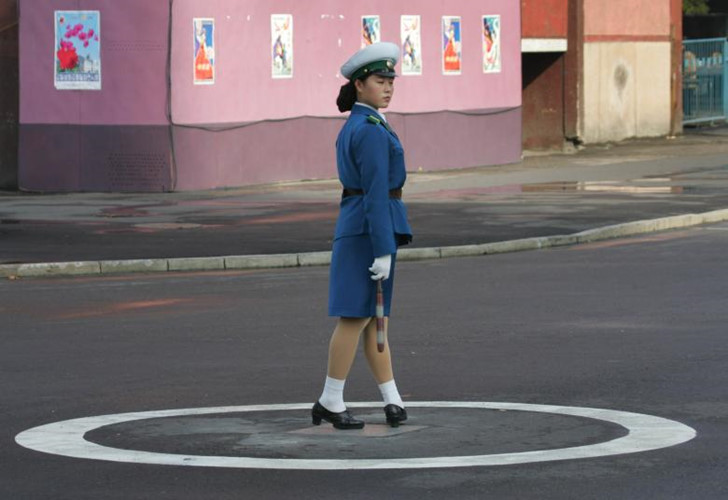 bat ngo cuoc song o dat nuoc trieu tien qua anh reuters