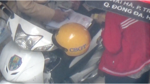 lanh dao csgt ha noi hop khan vu clip mai lo