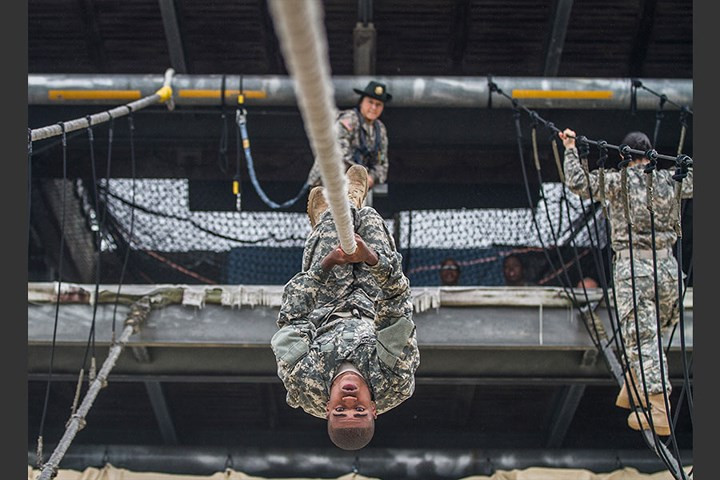 ngo ngang ky nang dung day vuot chuong ngai vat cua linh my