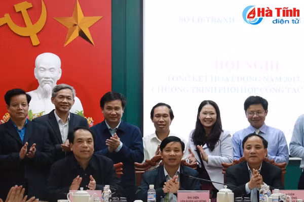 ha tinh phan dau tang them 6 000 lao dong tham gia bhxh bat buoc