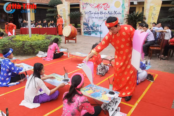 doc dao cuoc thi viet thu phap o ha tinh