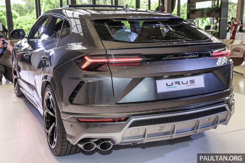 lamborghini urus ra mat tai dong nam a gia 255 000 usd