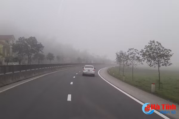 ha tinh sang suong mu ngay nom am