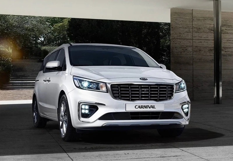 kia sedona 2019 ra mat co tuy chon 11 cho ngoi