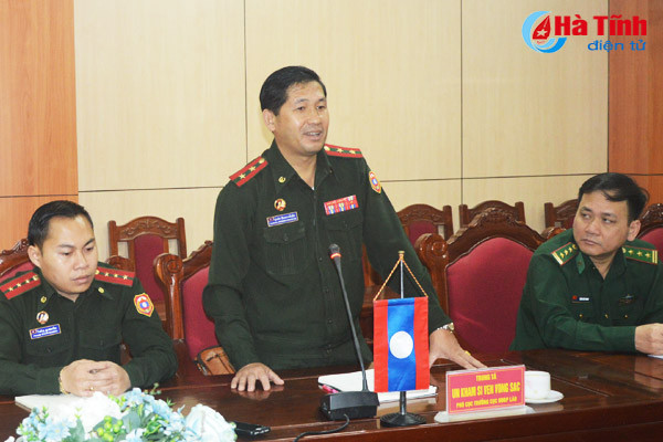 phoi hop chat che bao ve vung chac an ninh bien gioi viet lao