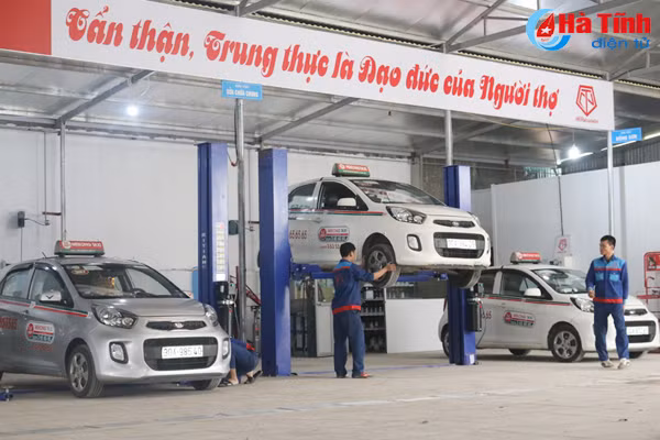 9x mang cong nghe sua chua o to nhat ban ve ha tinh