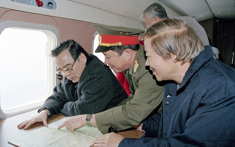nguyen thu tuong phan van khai voi nhung dau an doi moi kinh te dat nuoc