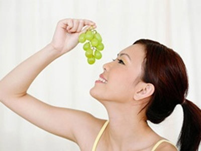 nho tuoi lieu thuoc bo cho suc khoe