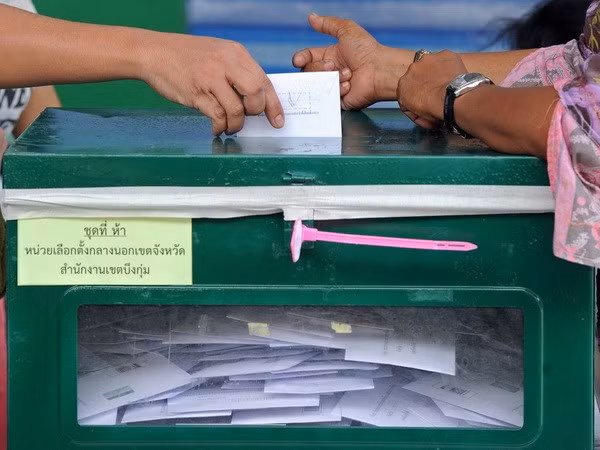 cuoc tong tuyen cu cua thai lan co the tiep tuc bi tri hoan