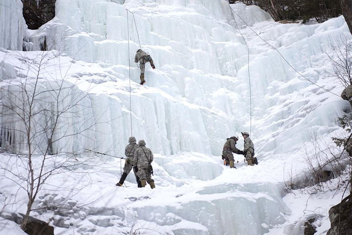 ngo ngang ky nang dung day vuot chuong ngai vat cua linh my