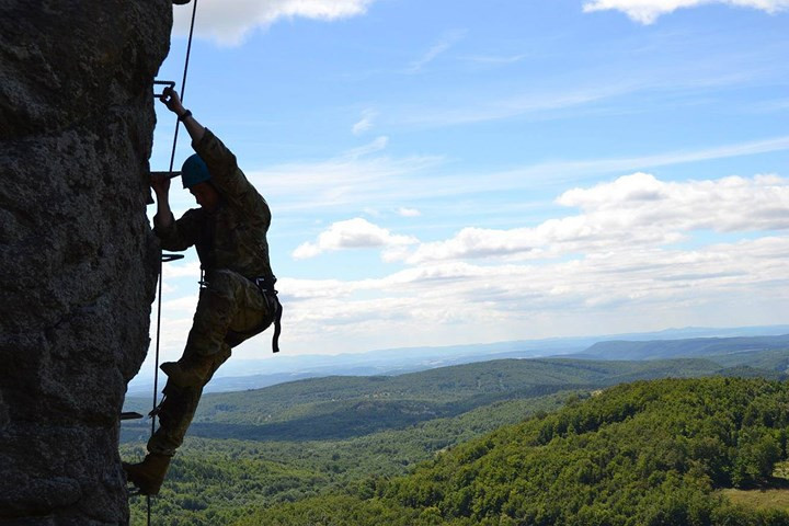 ngo ngang ky nang dung day vuot chuong ngai vat cua linh my