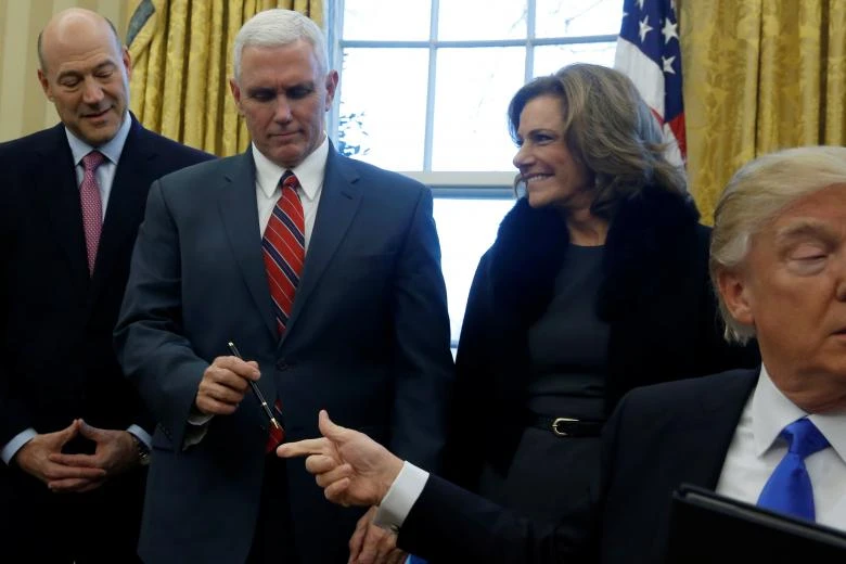 diem mat quan chuc lan luot bo ghe trong chinh quyen tong thong trump