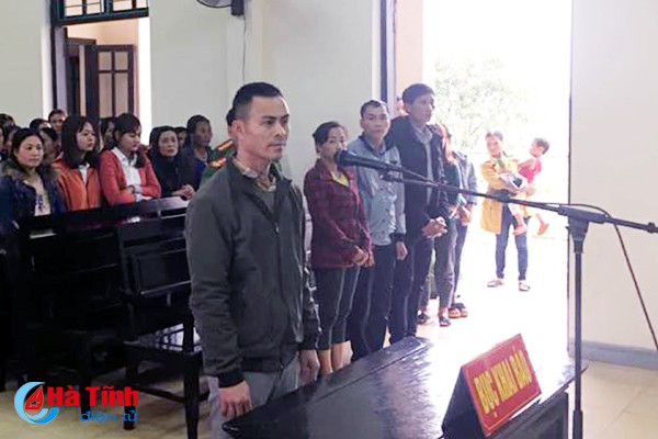 bi ban nhau dam hut nga dap dau dan den tu vong