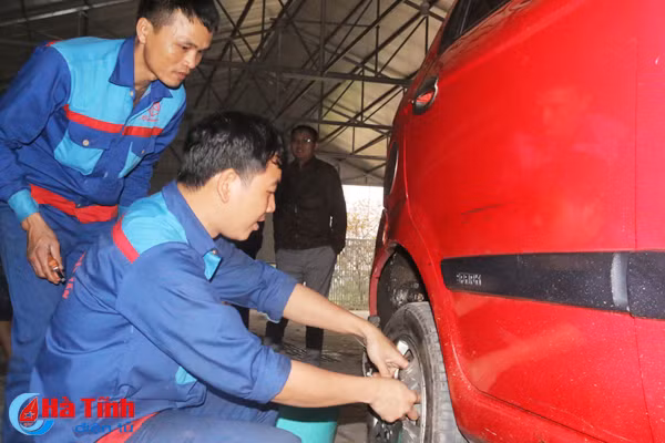 9x mang cong nghe sua chua o to nhat ban ve ha tinh