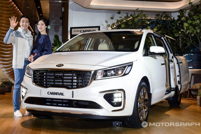 kia sedona 2019 ra mat co tuy chon 11 cho ngoi